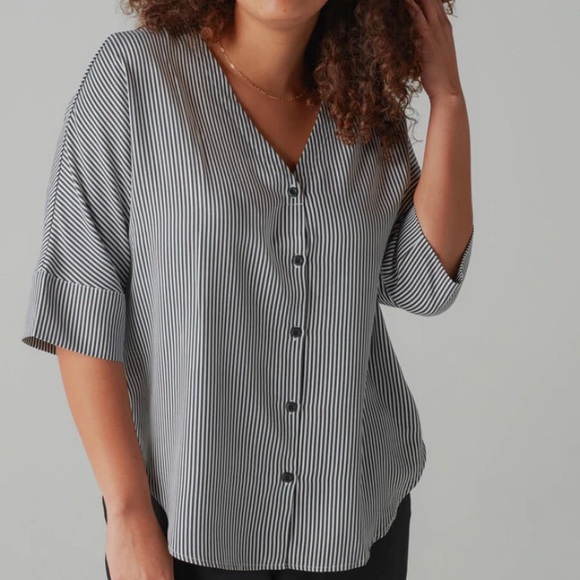 Vetta Tops - Vetta boyfriend shirt in black stripe. Size large